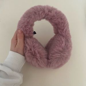 Denver Hayes ear muffs